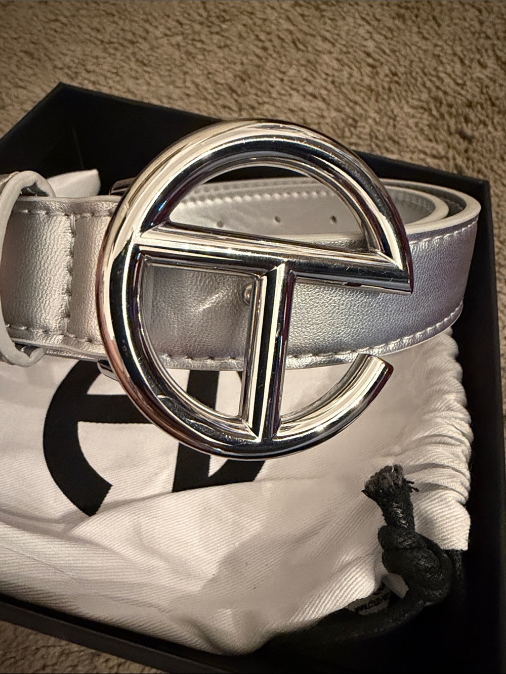 Silver / white 24”-36” Metallic Leather Belt with Circular Silver Buckle